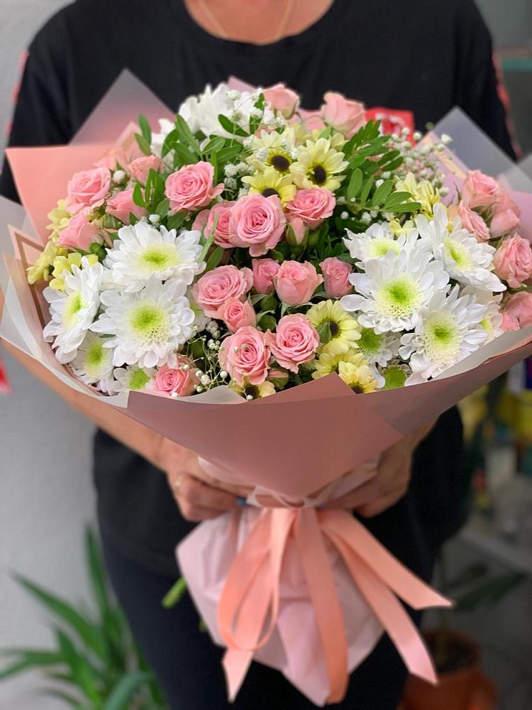 Букет цветов из: Розы и Хризантемы в Вязовое