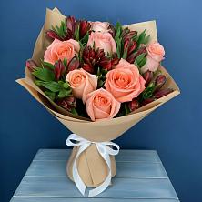 Букет цветов из:  Розы и Альстромерии в Вязовое